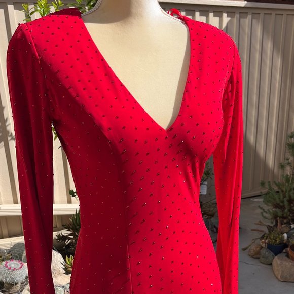 New Jovani dress covered with rubies - Picture 3 of 7